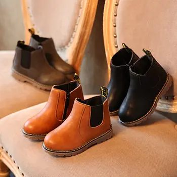 2023 Осень и зима Новые детские сапоги Martin Кожаные сапоги для мальчиков Короткие сапоги для девочек Британская мода Mid Top Single Boot
